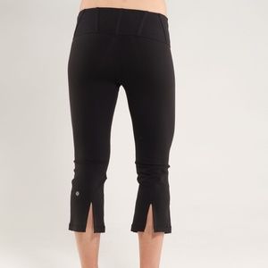 Lululemon Capri back slit leggings
